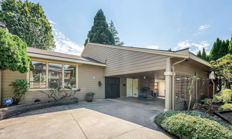 5680 Plover Court