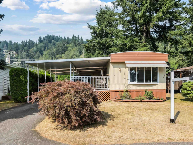 14-46484 Chilliwack Lake Road, Chilliwack, BC, V2R 3R7