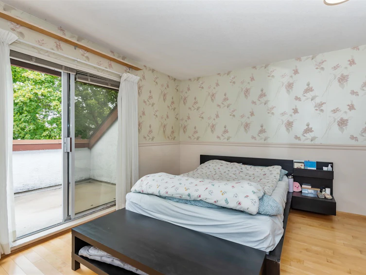 5564 Elizabeth Street, Vancouver, BC, V5Y 3J9 - 13