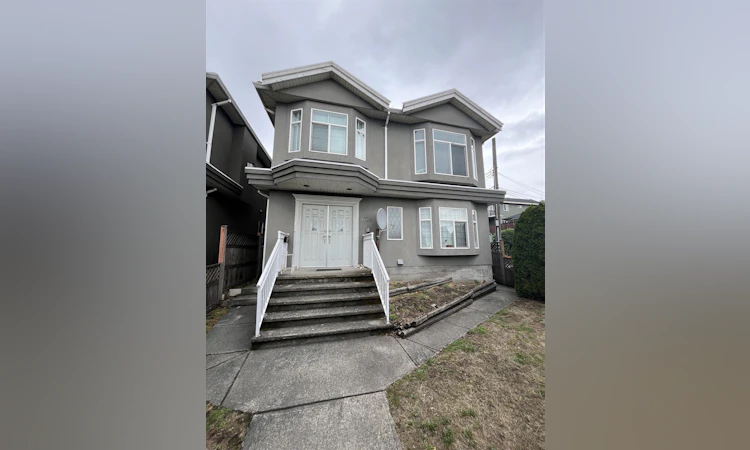 1689 SE Marine Drive