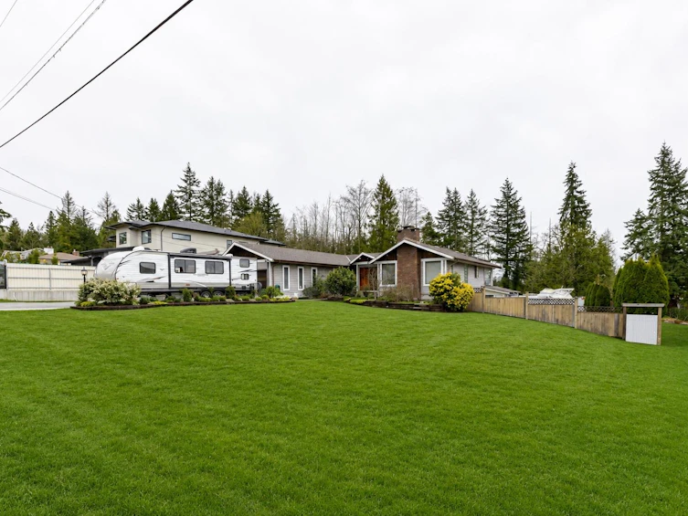 7262 209a Street, Langley, BC, V2Y 2E4