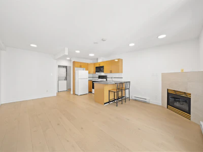 1610-939 Homer Street - 2