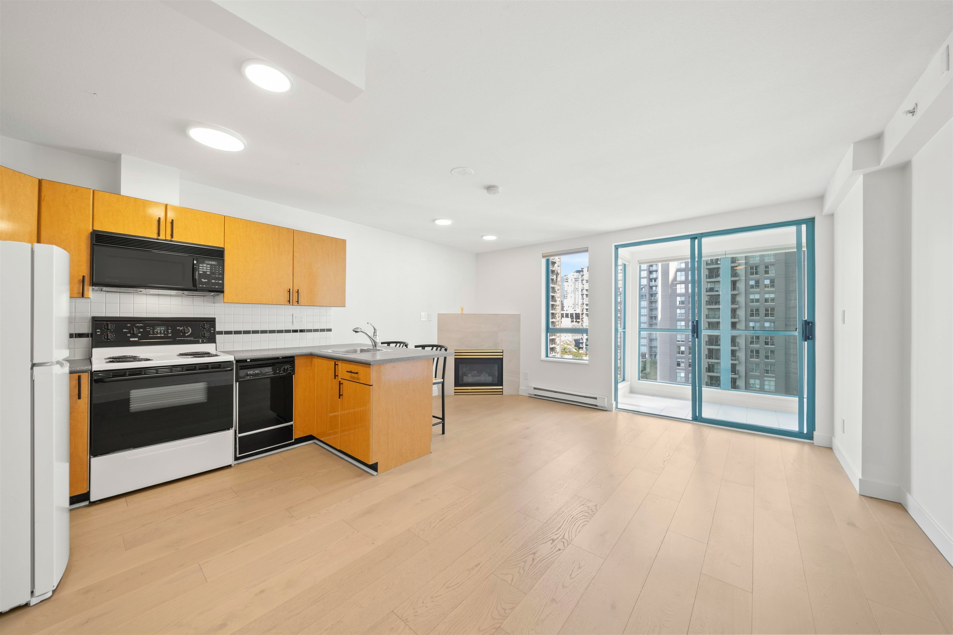 1610-939 Homer Street, Vancouver, BC, V6B 2W6 - 10
