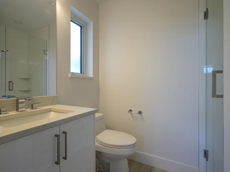 4884 42a Avenue, Delta, BC, V4K 2S5 - 36