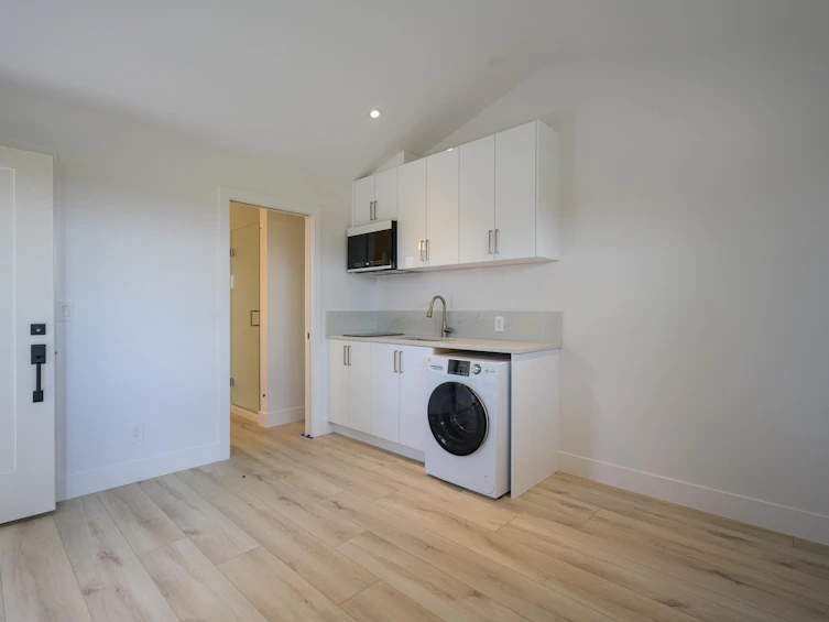 4884 42a Avenue, Delta, BC, V4K 2S5 - 34