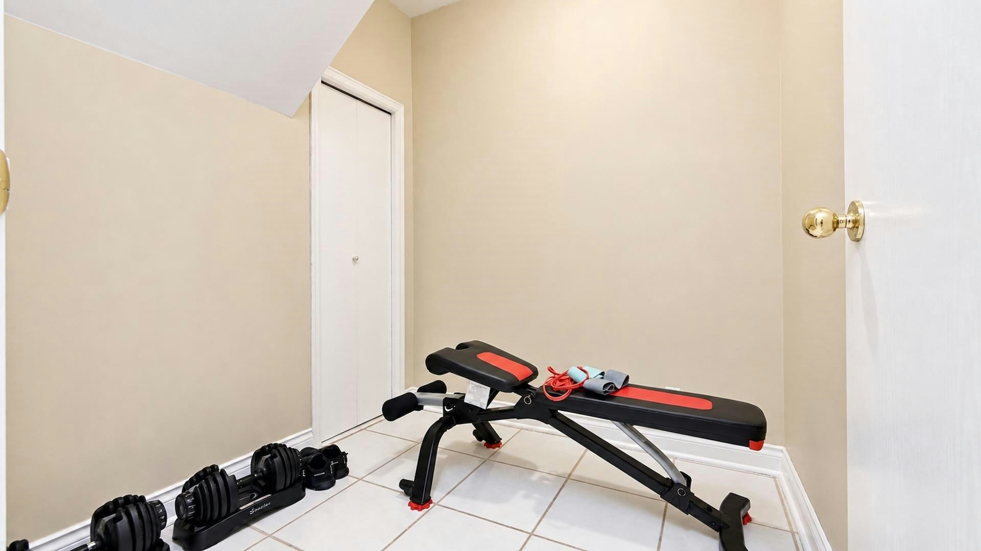 8418 Gillnet Place, Vancouver, BC, V6P 6P6 - 23