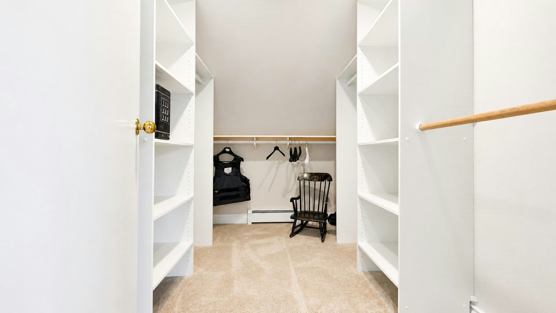 8418 Gillnet Place, Vancouver, BC, V6P 6P6 - 28