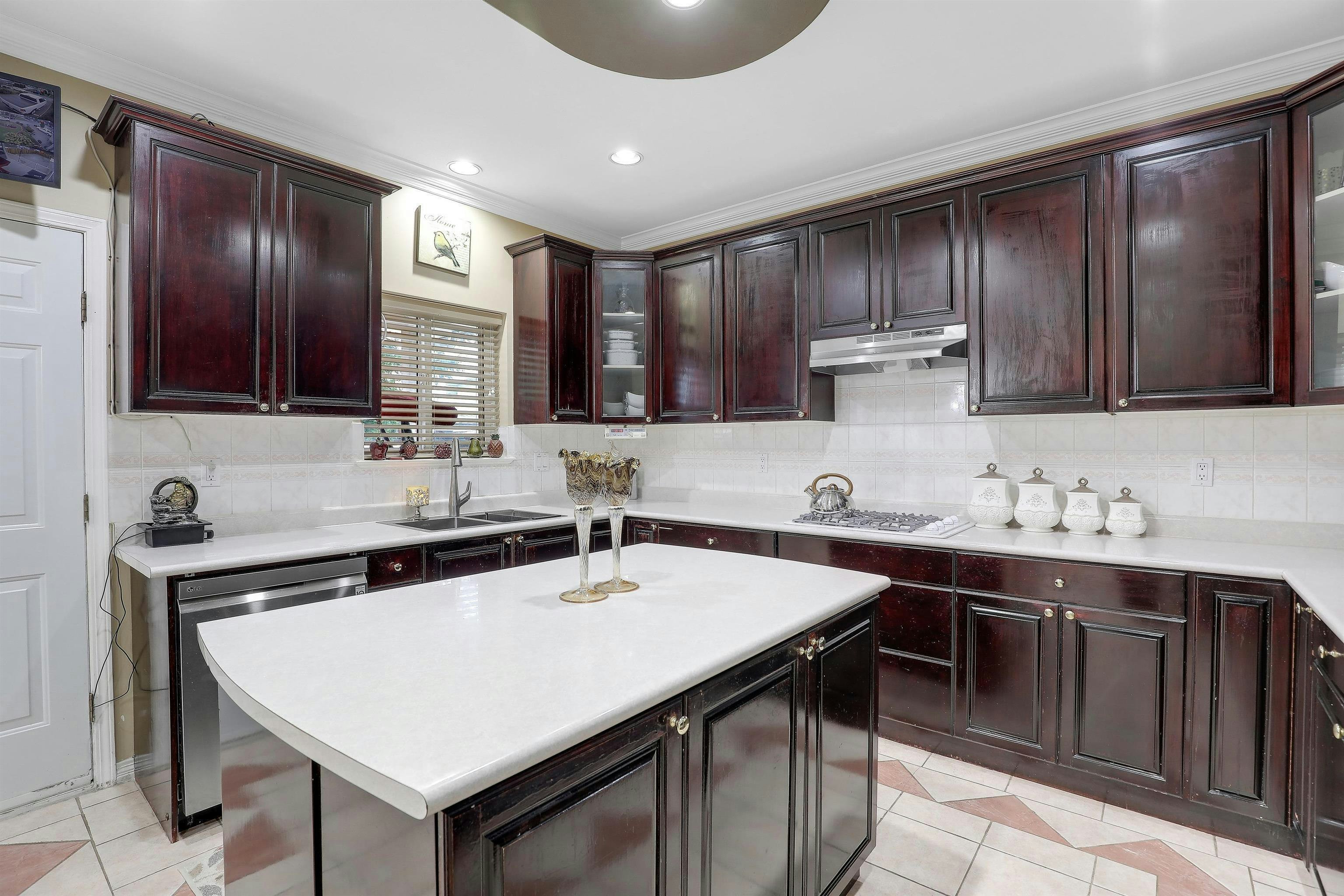 6125 132a Street, Surrey, BC, V3X 3J6 - 18
