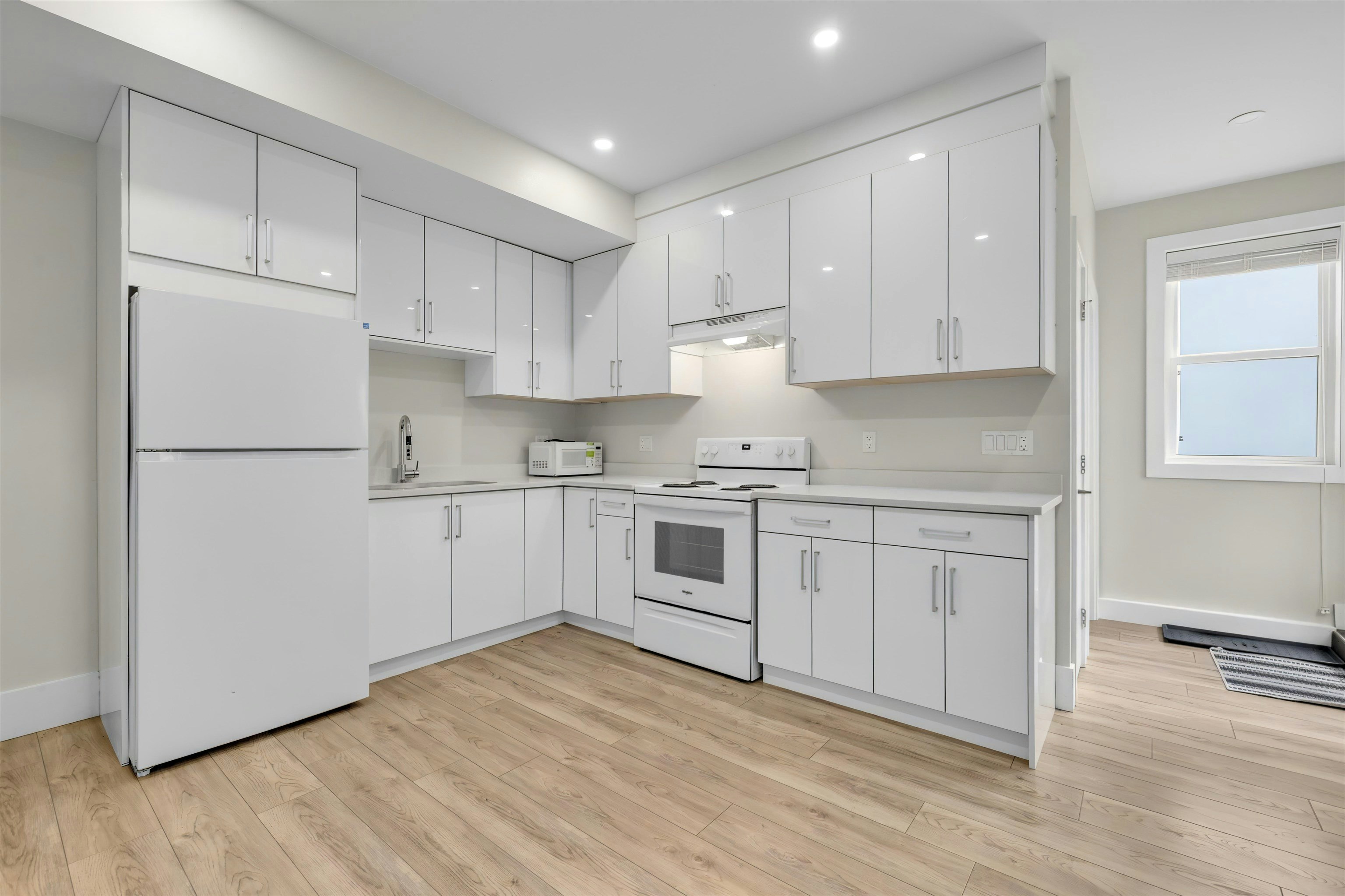 16643 18b Avenue, Surrey, BC, V3Z 1A2 - 33