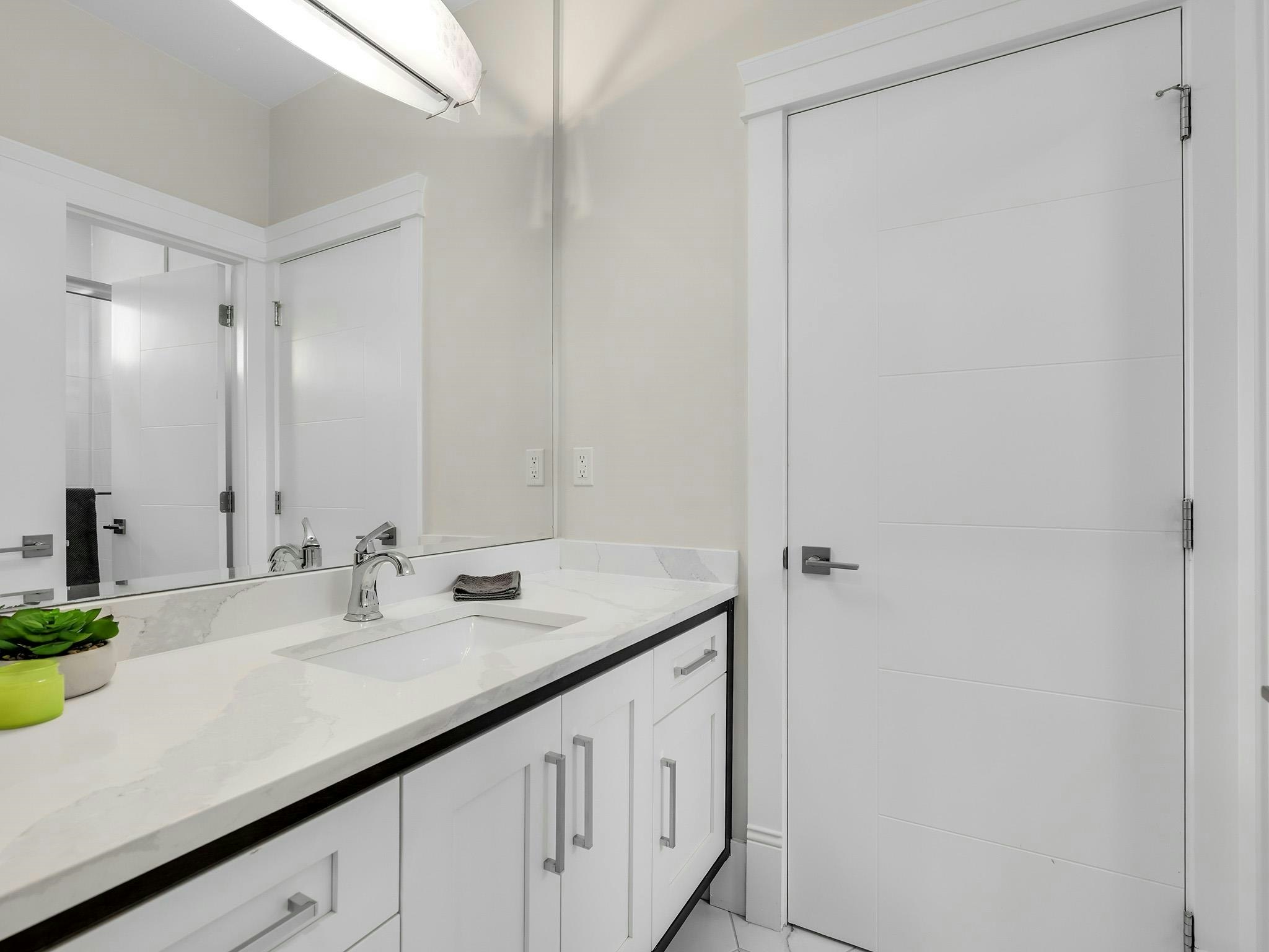 16643 18b Avenue, Surrey, BC, V3Z 1A2 - 24