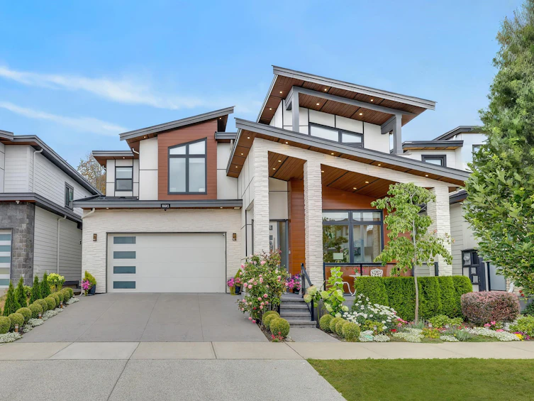 16643 18b Avenue, Surrey, BC, V3Z 1A2