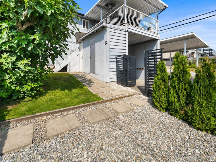 6 Sea Avenue, Burnaby, BC, V5B 3W6 - 34