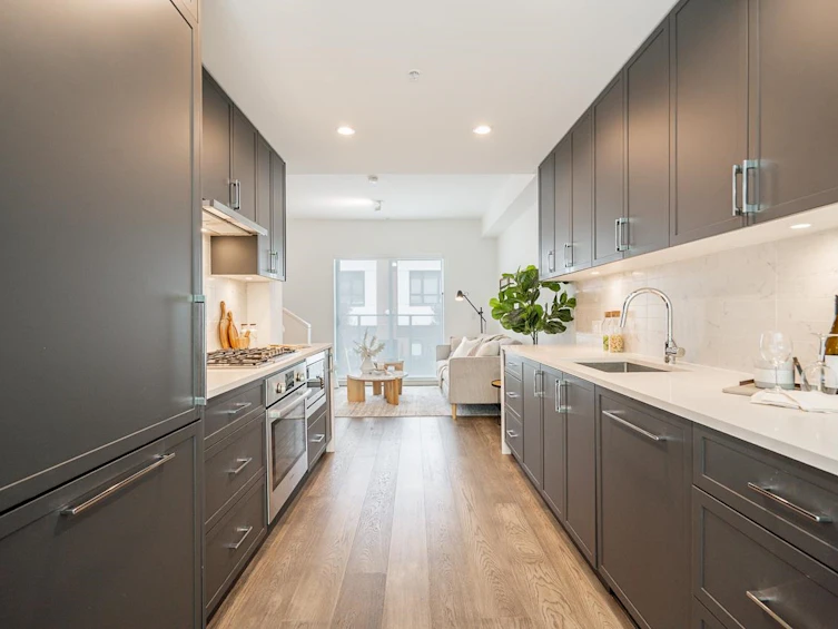 533 W 29th Avenue, Vancouver, BC, V5Z 2H8 - 7