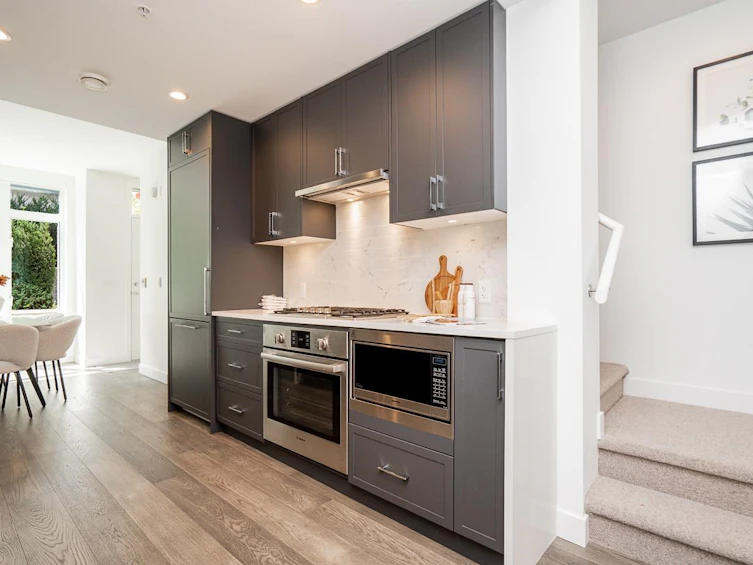 533 W 29th Avenue, Vancouver, BC, V5Z 2H8 - 6