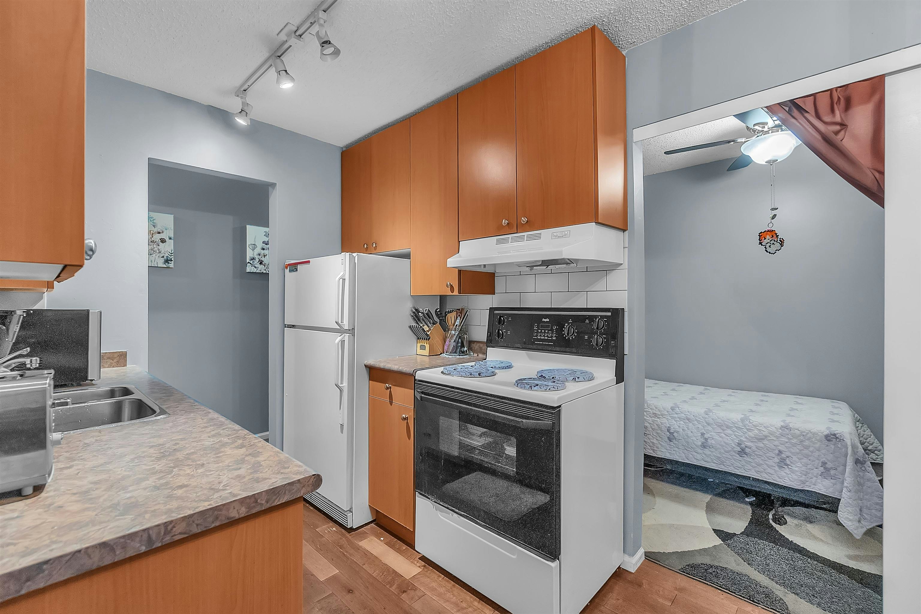 107-170 E 3rd Street, North Vancouver, BC, V7L 1E6 - 13