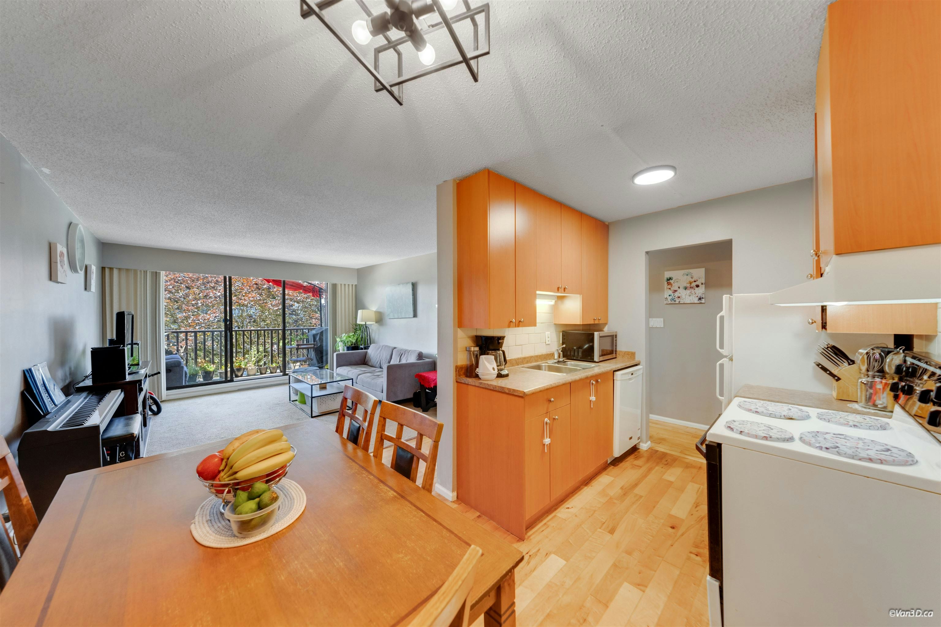 107-170 E 3rd Street, North Vancouver, BC, V7L 1E6 - 10