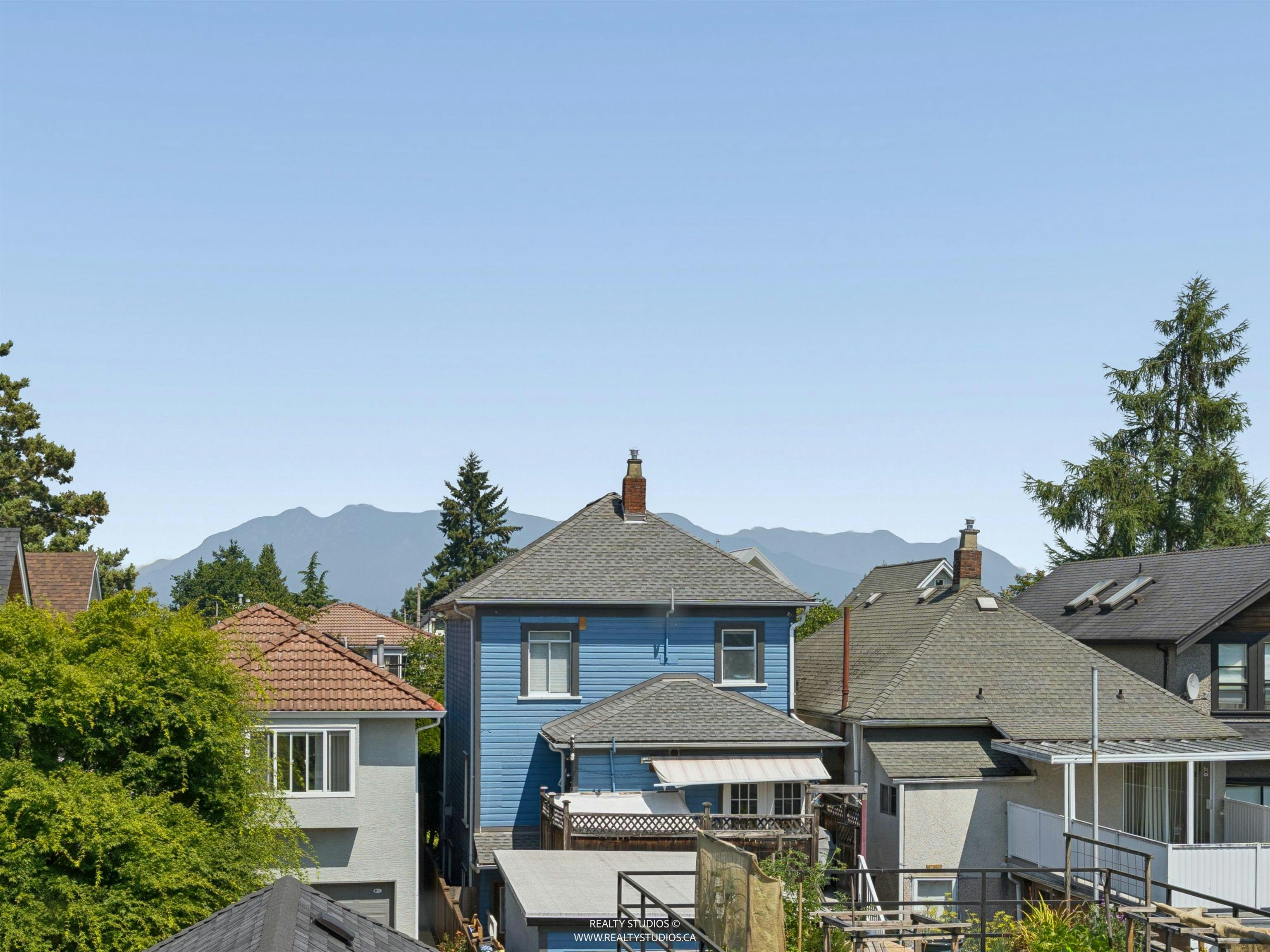 119 E 27th Avenue, Vancouver, BC, V5V 2K5 - 13