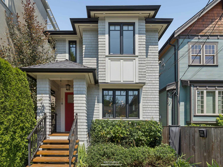 119 E 27th Avenue, Vancouver, BC, V5V 2K5