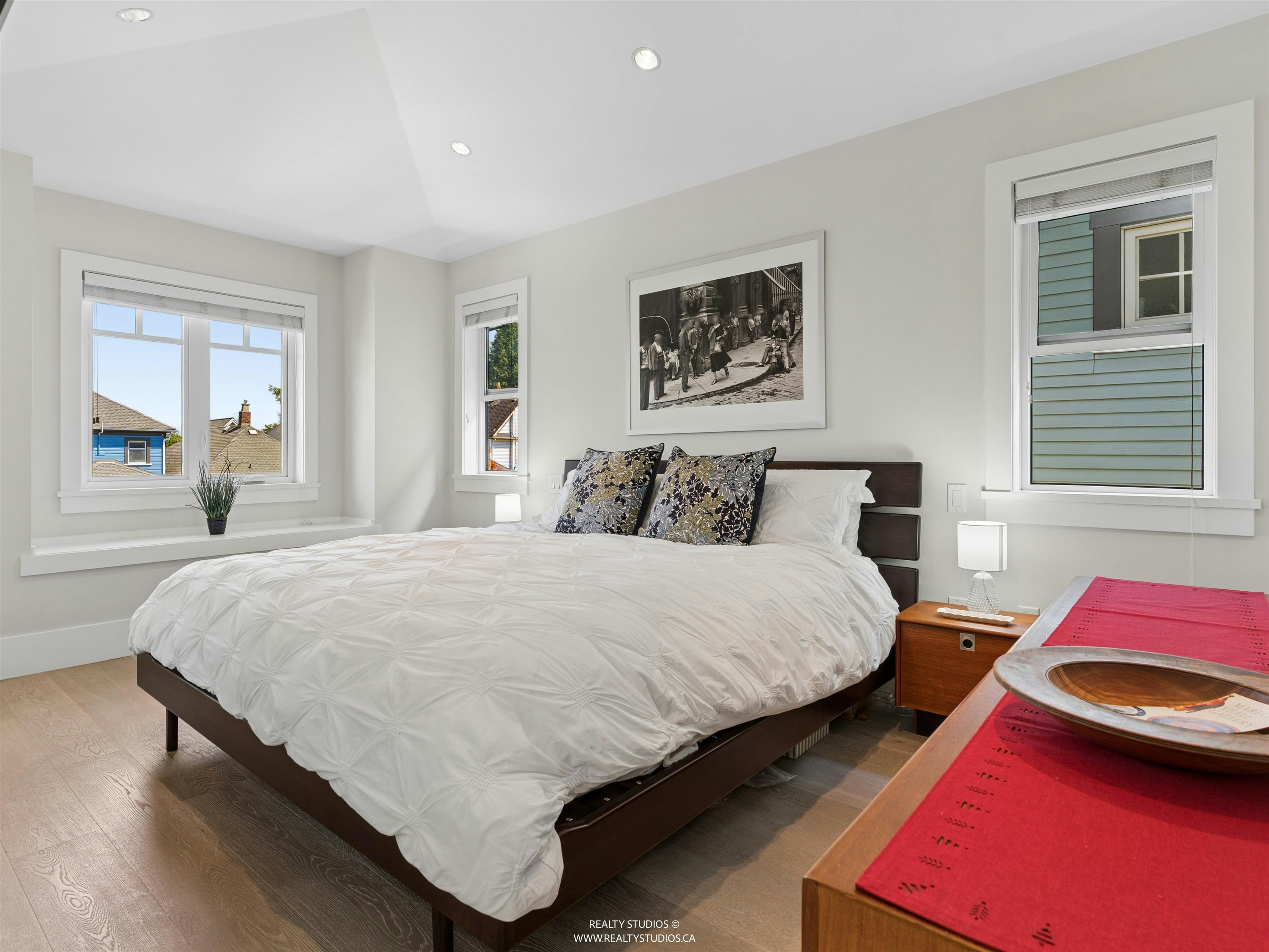 119 E 27th Avenue, Vancouver, BC, V5V 2K5 - 12