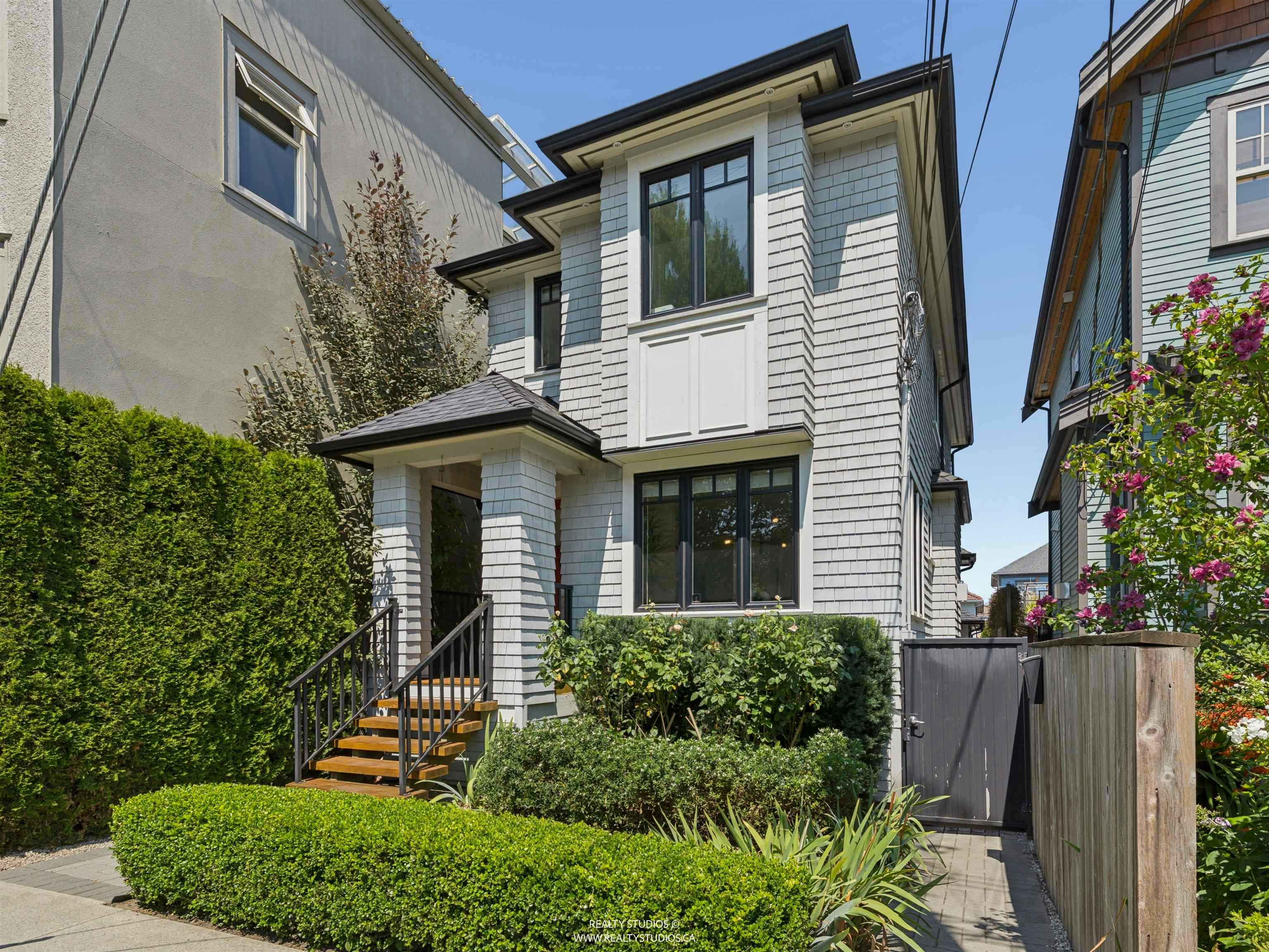 119 E 27th Avenue, Vancouver, BC, V5V 2K5 - 39