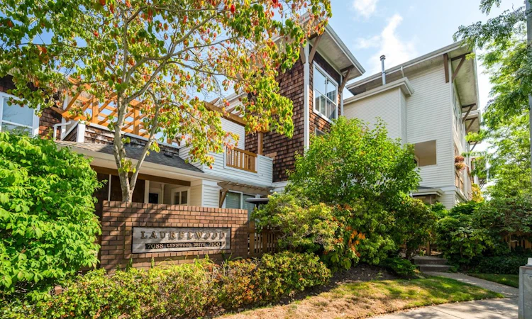 7-7100 Lynnwood Drive