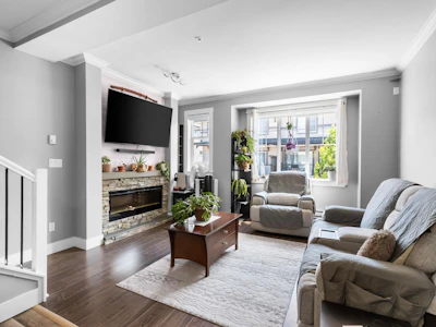 111-10151 240 Street - 3