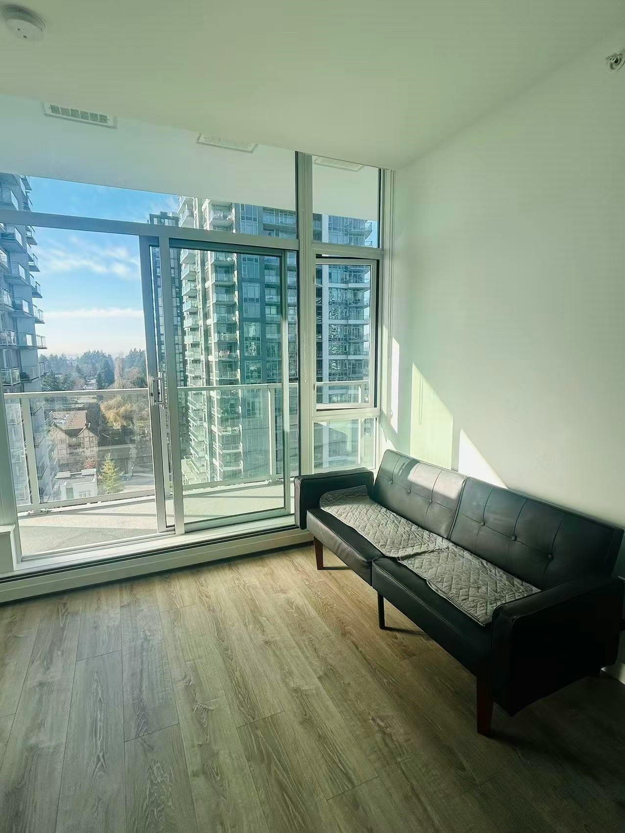 1301-13350 Central Avenue, Surrey, BC, V3T 0S1