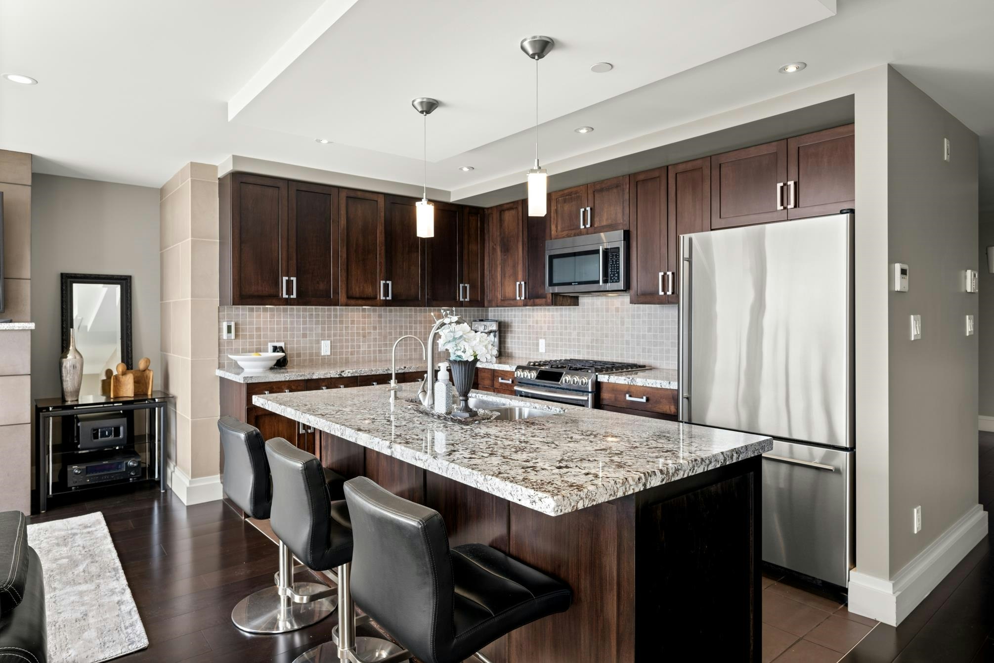 201-15097 Marine Drive, Surrey, BC, V4B 1C5 - 8