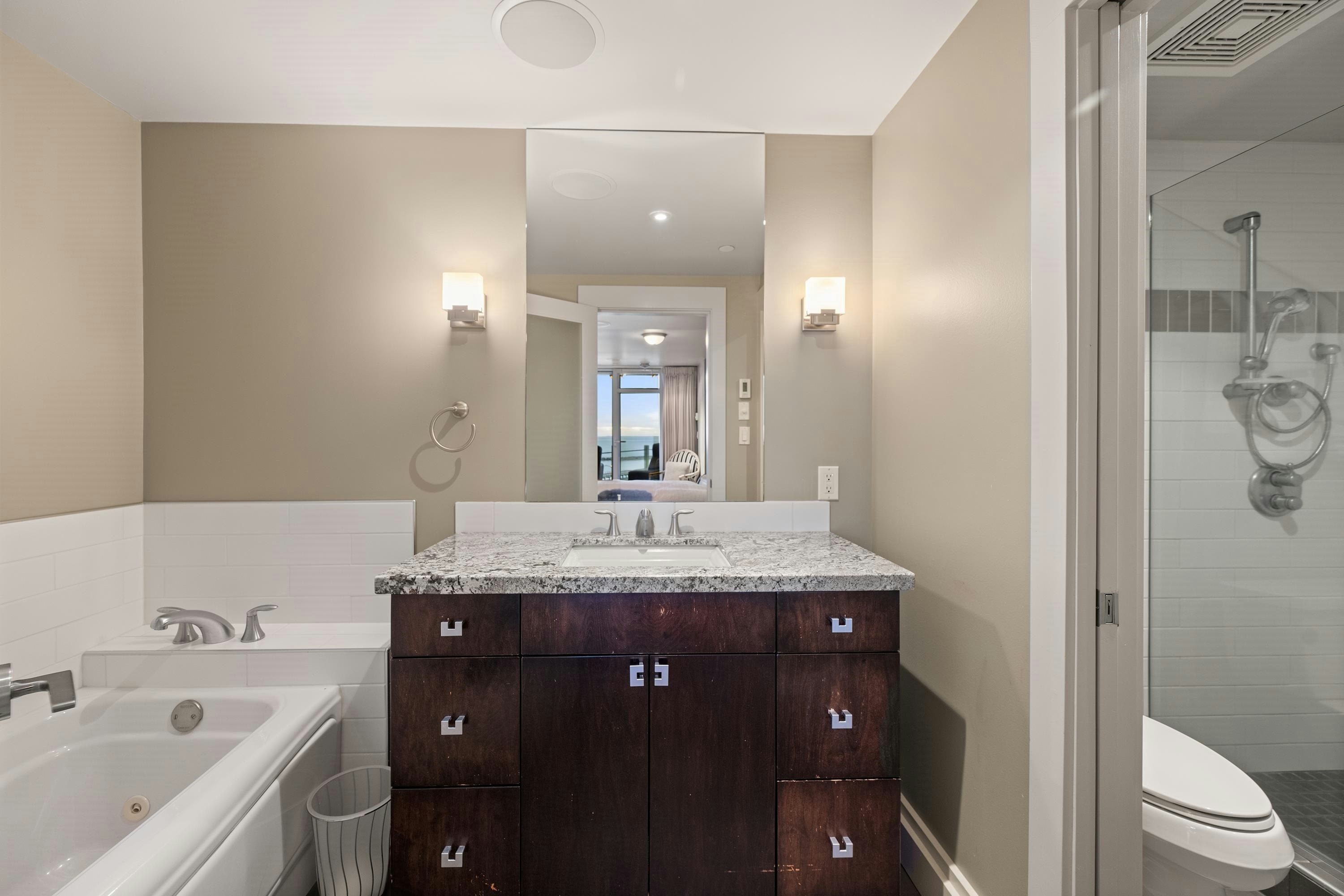 201-15097 Marine Drive, Surrey, BC, V4B 1C5 - 27