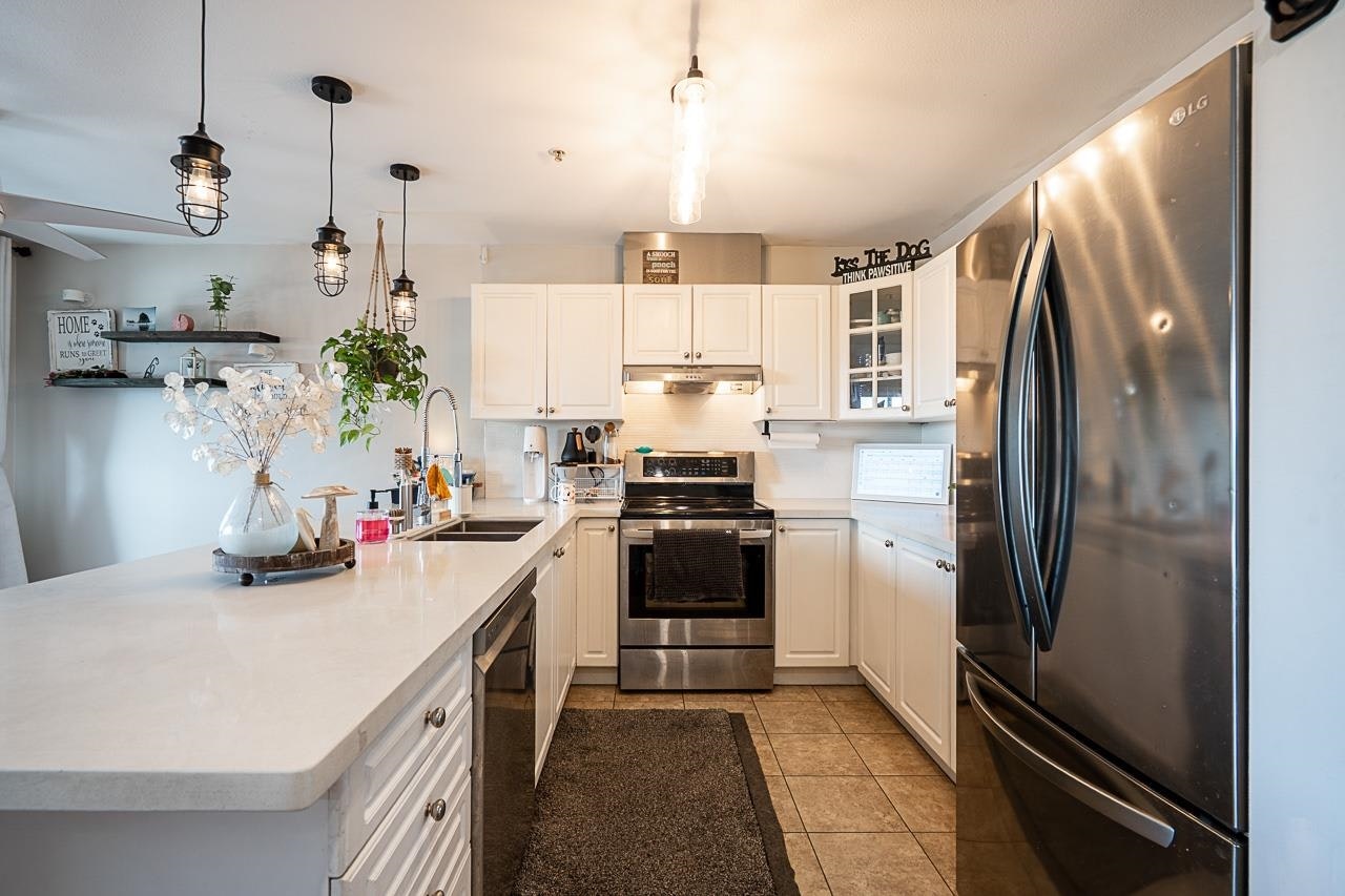 408-6390 196 Street, Surrey, BC, V2Y 1J2