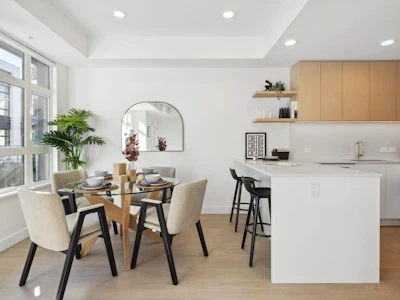 242-1014 W 47th Avenue - 3