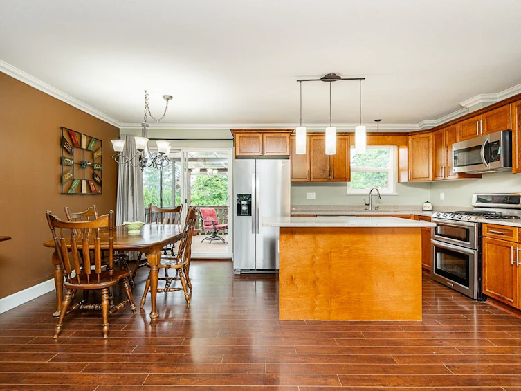 8015 Caribou Street, Mission, BC, V2V 5R1 - 11