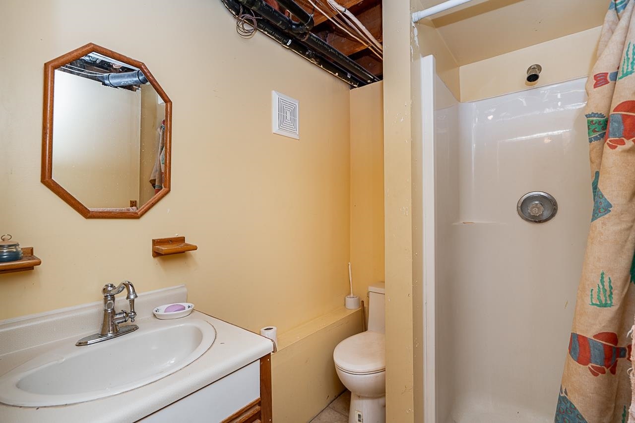 8015 Caribou Street, Mission, BC, V2V 5R1 - 30