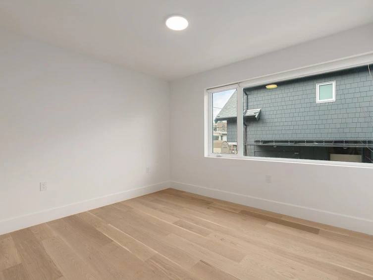851 E 19th Avenue, Vancouver, BC, V5V 1K6 - 10
