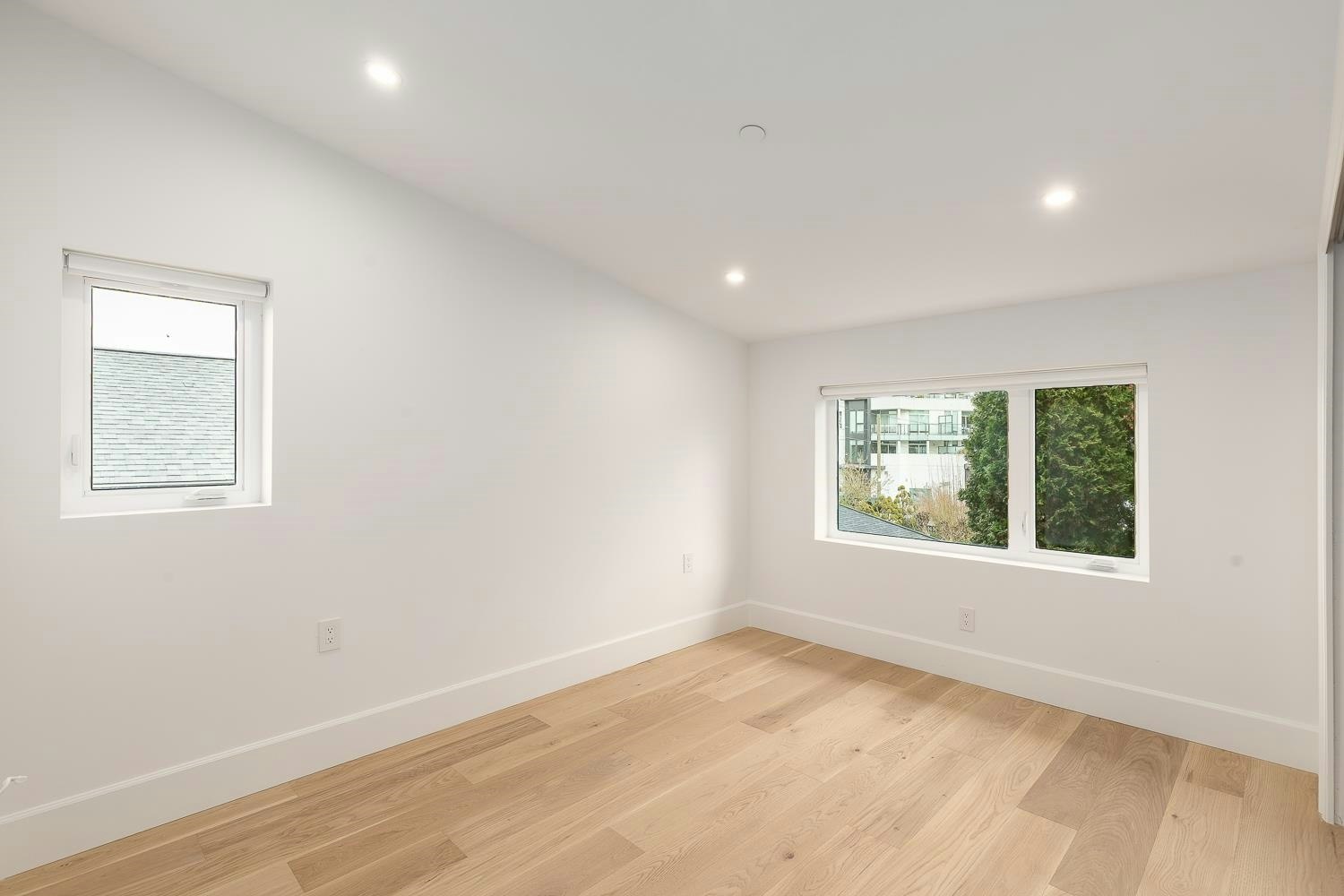 851 E 19th Avenue, Vancouver, BC, V5V 1K6 - 14