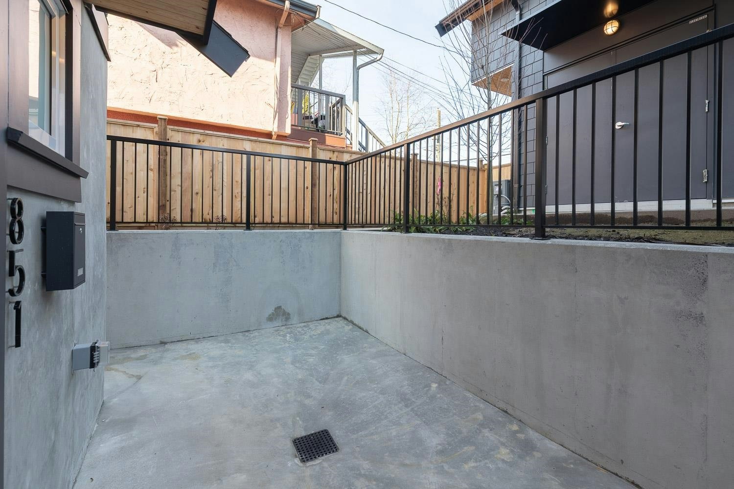 851 E 19th Avenue, Vancouver, BC, V5V 1K6 - 16