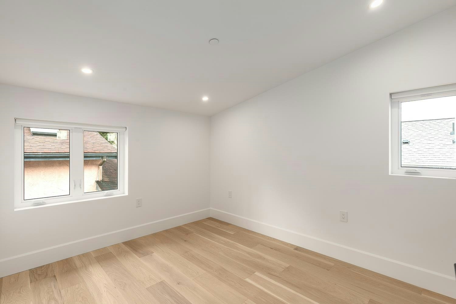 851 E 19th Avenue, Vancouver, BC, V5V 1K6 - 13