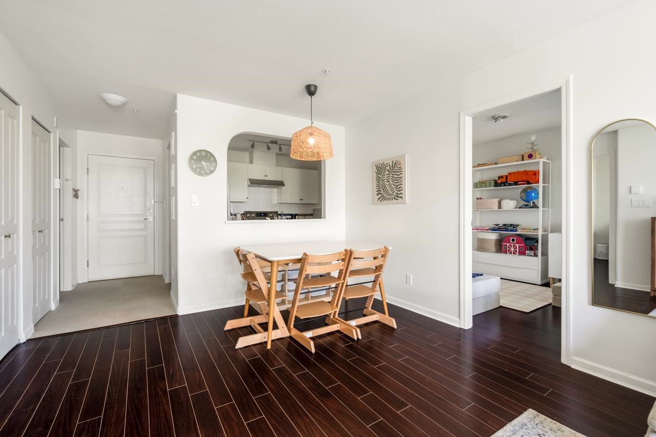 324-12639 No. 2 Road, Richmond, BC, V7E 6N6 - 12