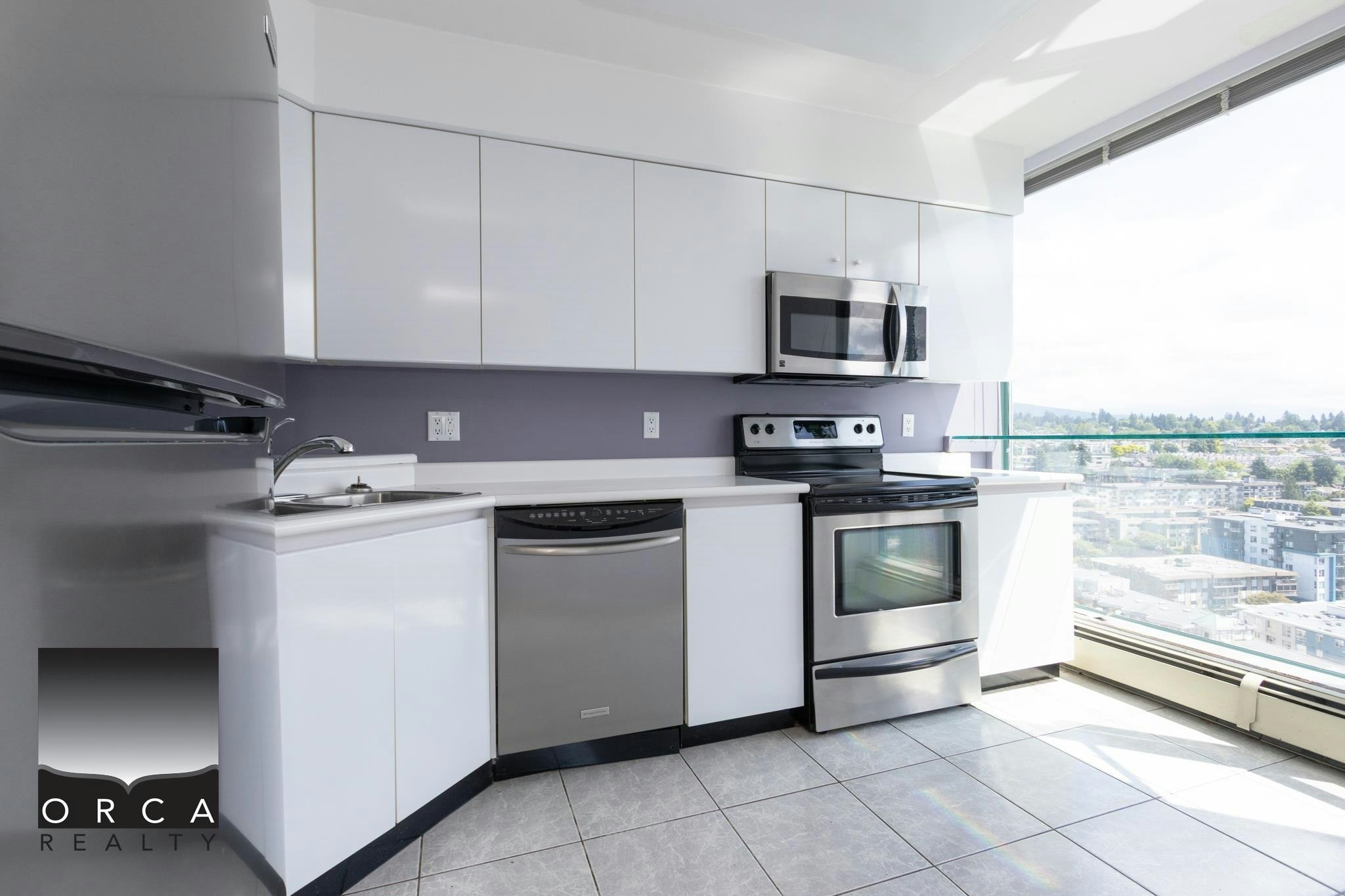 2401-120 2nd Street, North Vancouver, BC, V7M 1C3 - 10