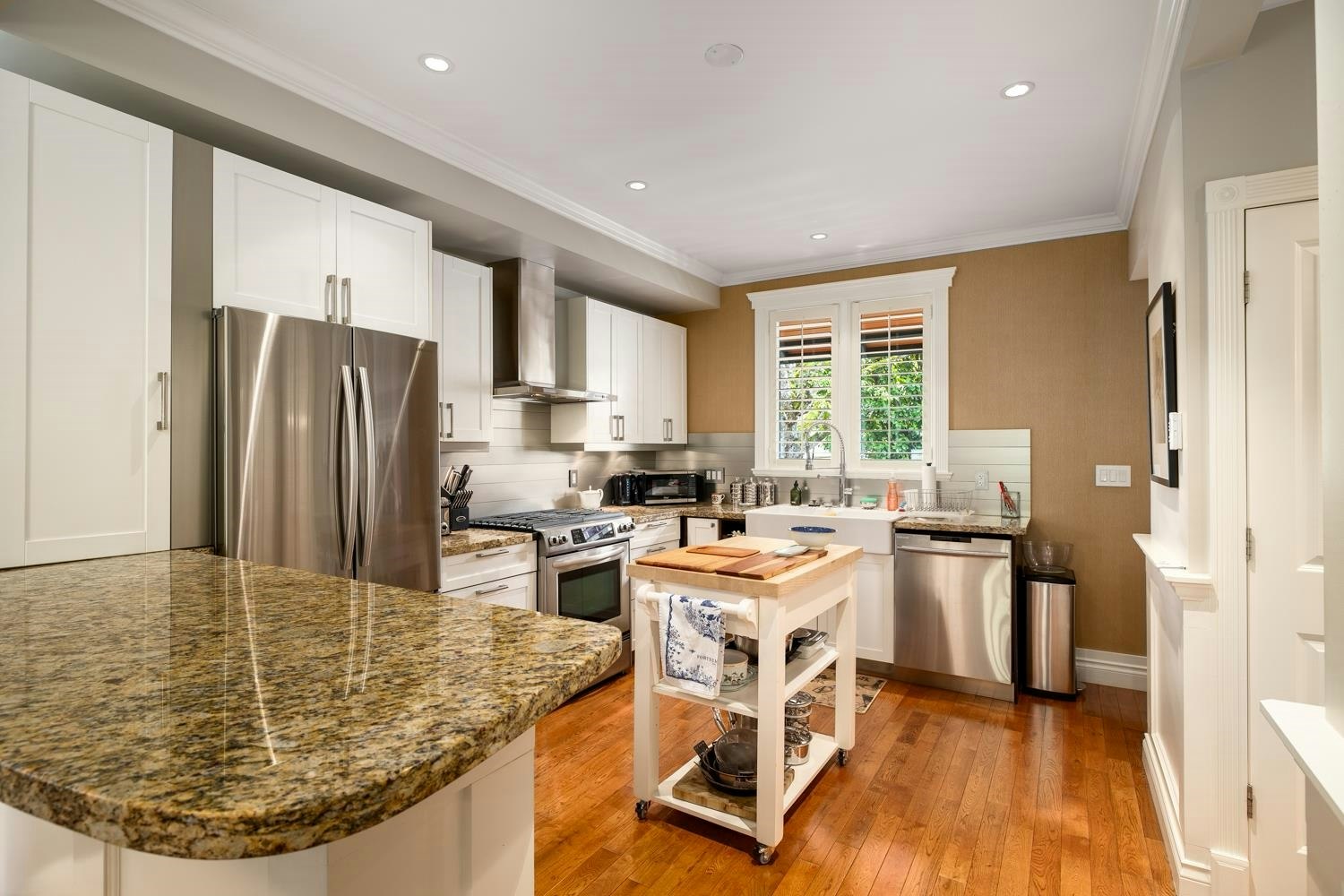 3244 W 1st Avenue, Vancouver, BC, V6K 1H5 - 5
