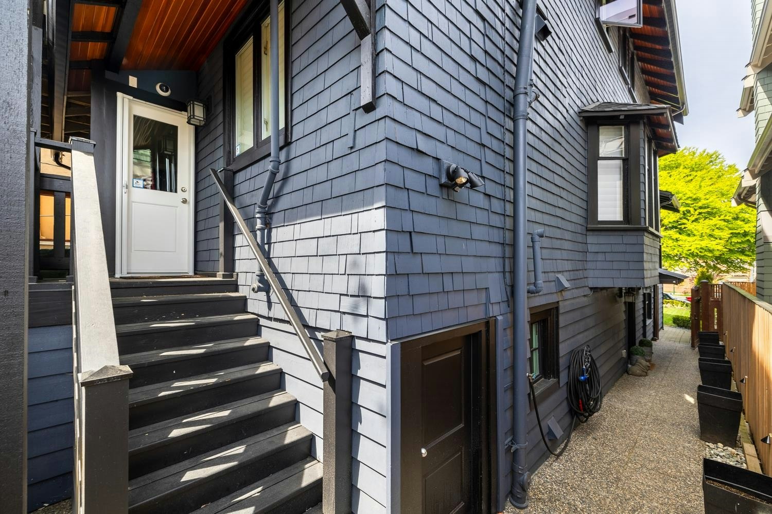 3244 W 1st Avenue, Vancouver, BC, V6K 1H5 - 22