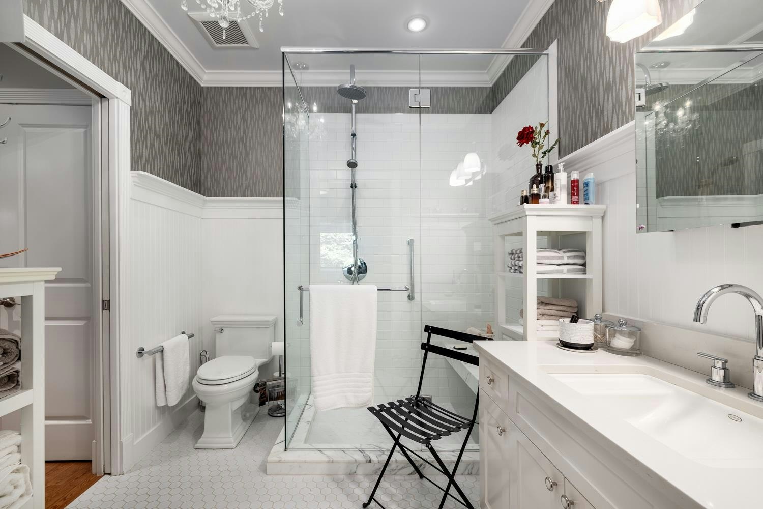 3244 W 1st Avenue, Vancouver, BC, V6K 1H5 - 16