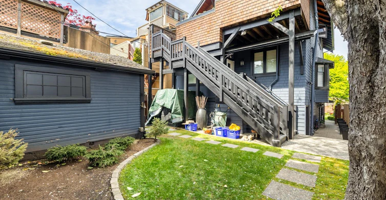 3244 W 1st Avenue, Vancouver, BC, V6K 1H5 - 21