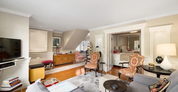 3244 W 1st Avenue, Vancouver, BC, V6K 1H5 - 3