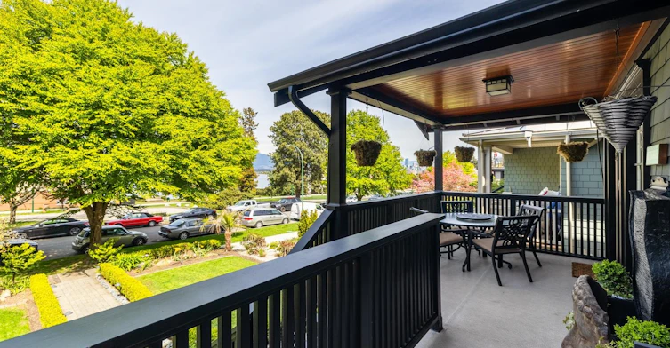 3244 W 1st Avenue, Vancouver, BC, V6K 1H5 - 19