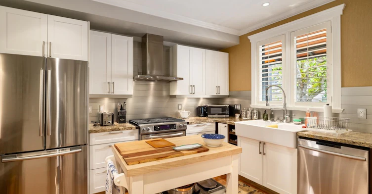 3244 W 1st Avenue, Vancouver, BC, V6K 1H5 - 6