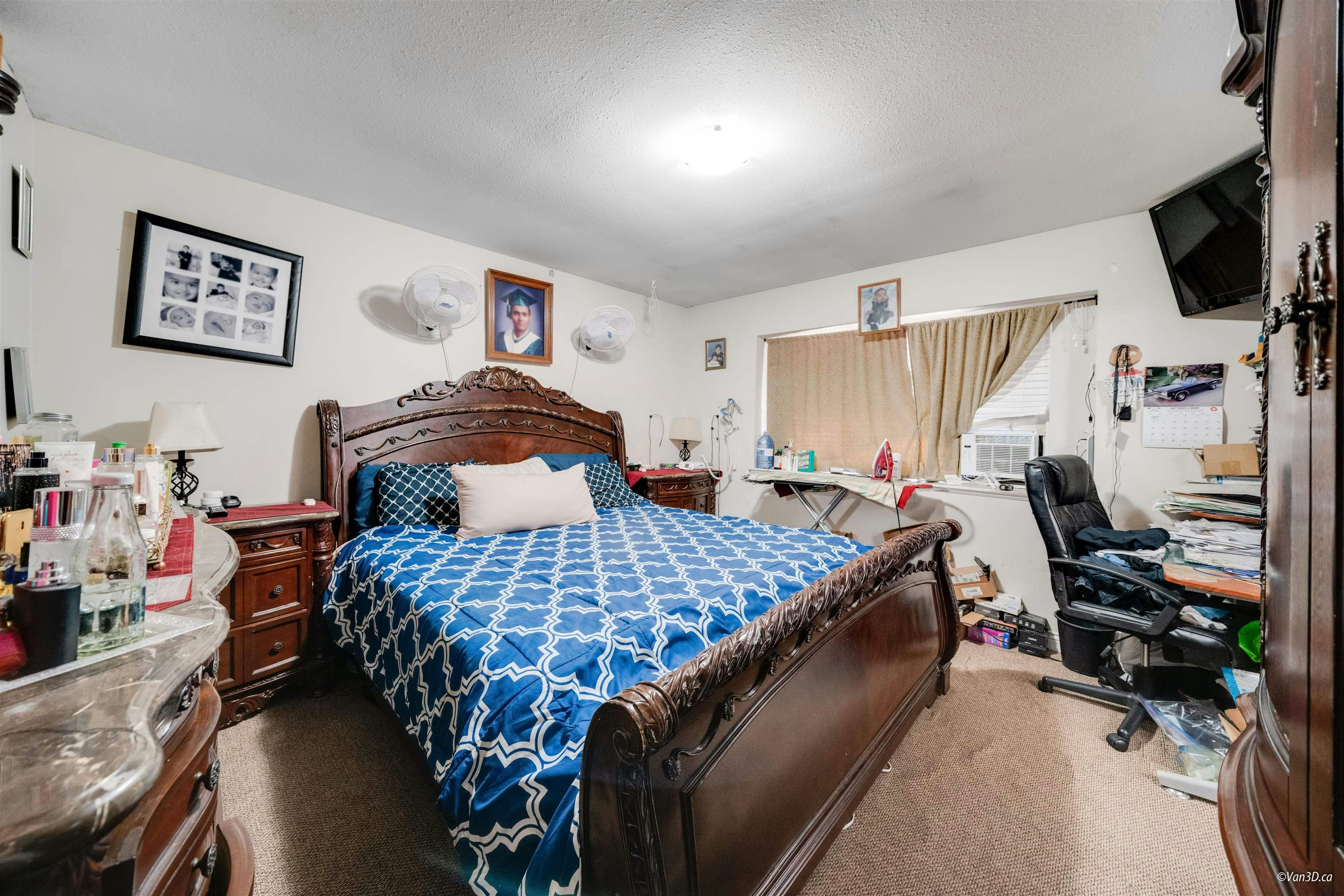 8863 King George Boulevard, Surrey, BC, V3V 5V6 - 9