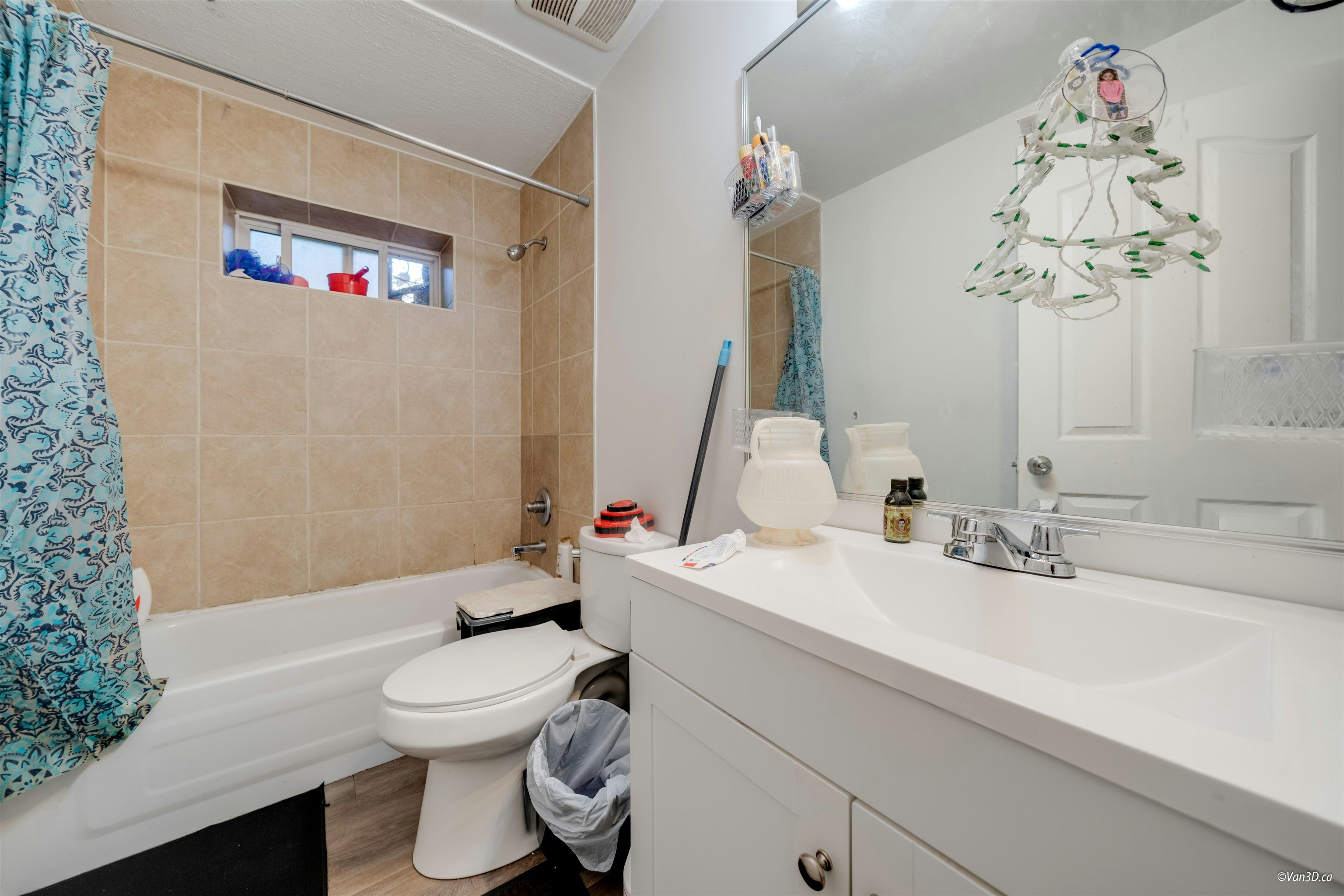 8863 King George Boulevard, Surrey, BC, V3V 5V6 - 18