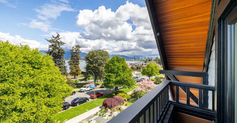 3242 W 1st Avenue, Vancouver, BC, V6K 1H5 - 24