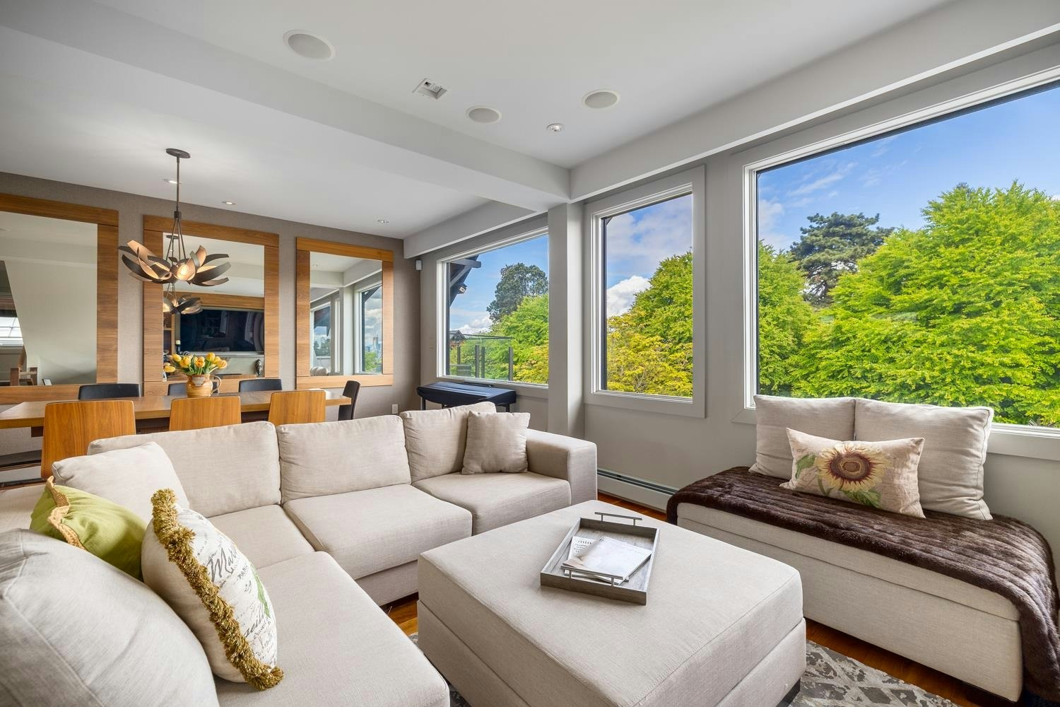 3242 W 1st Avenue, Vancouver, BC, V6K 1H5 - 8